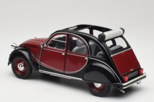 Citroen 2CV Charleston Raudonas Minichamps 1:18 150111501 Metalas - nuotrauka 7 iš 8
