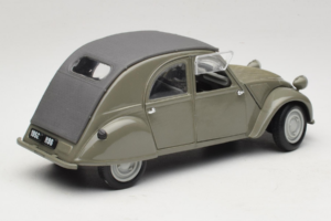 Citroen 2CV Žalias Maisto 1:18 50289 Metalas - nuotrauka 3 iš 8