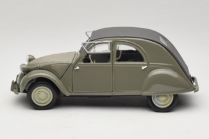 Citroen 2CV Žalias Maisto 1:18 50289 Metalas - nuotrauka 4 iš 8