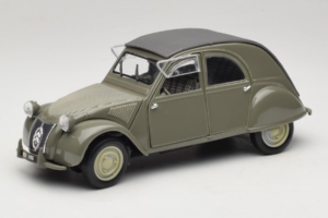 Citroen 2CV Žalias Maisto 1:18 50289 Metalas