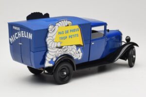 Citroen C4 F Pas de Pneus Trop Petit Mėlynas Solido 1:18 151235-00 Metalas - nuotrauka 3 iš 8