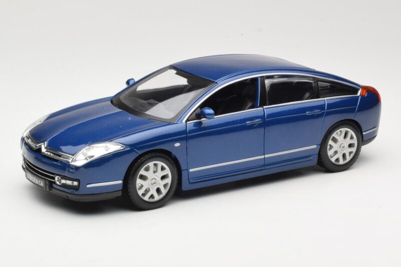 Citroen C6 Mėlynas Bburago 1:18 18-12073 Metalas