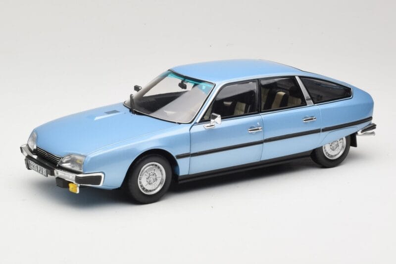 Citroen CX 2400 GTi Regate Blue Norev 1:18 181521 Metalas