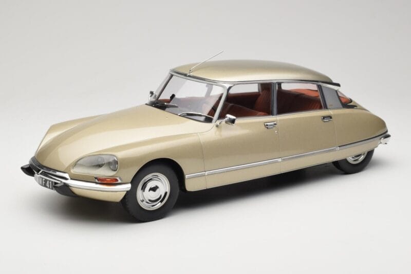Citroen DS 23 Pallas Smėlio Norev 1:12 121730 Metalas