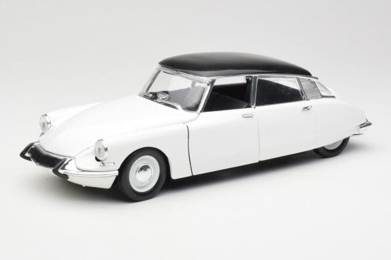 Citroen DS Berline Blanc Meije Solido 1:18 8033 Metalas