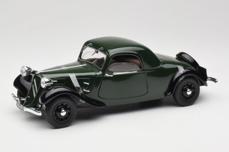 Citroen Traction Avant 11 Coupe Žalias Solido 1:18 8179 Metalas