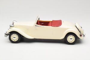 Citroen Traction Avant 11B Kabrioletas Kreminis Norev 1:18 181440 Metalas - nuotrauka 3 iš 6