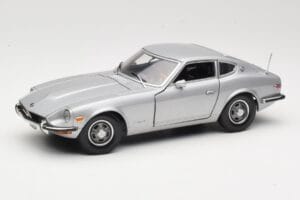 Datsun 240Z S30 Sidabrinis Sun Star 1:18 3503 Metalas