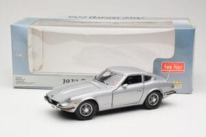 Datsun 240Z S30 Sidabrinis Sun Star 1:18 3503 Metalas - nuotrauka 8 iš 8
