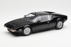De Tomaso Pantera Juodas Kyosho 1:18 08851BK Metalas