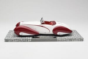 Delahaye Type 135 M Kabrioletas Baltas Raudonas Minichamps 1:18 107116161 Derva - nuotrauka 3 iš 6