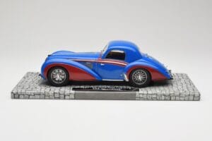 Delahaye Type 145 V12 Coupe Mėlynas Raudonas Minichamps 1:18 107116121 Derva - nuotrauka 3 iš 6