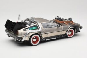 DeLorean DMC-12 Back to the Future Part III Sun Star 1:18 2712 Metalas - nuotrauka 3 iš 8