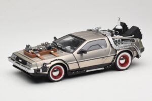 DeLorean DMC-12 Back to the Future Part III Sun Star 1:18 2712 Metalas