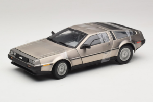DeLorean DMC-12 Sidabrinis Sun Star 1:18 2703 Metalas