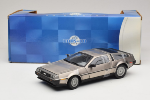 DeLorean DMC-12 Sidabrinis Sun Star 1:18 2703 Metalas - nuotrauka 6 iš 6