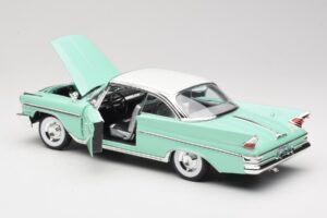 DeSoto Adventurer Žalias Road Signature 1:18 92738-R1 Metalas - nuotrauka 5 iš 8
