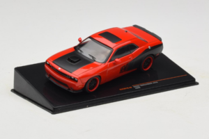 Dodge Challenger SRT8 Raudonas IXO 1:43 CLC597N Metalas - nuotrauka 2 iš 4