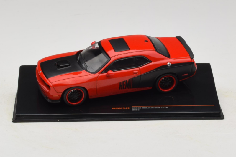 Dodge Challenger SRT8 Raudonas IXO 1:43 CLC597N Metalas