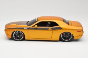 Dodge Challenger Concept Auksinis Maisto 1:18 31320 Metalas - nuotrauka 4 iš 8