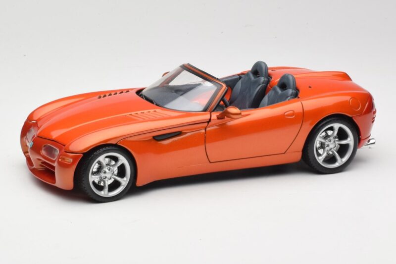 Dodge Concept Vehicle Oranžinis Maisto 1:18 50323 Metalas