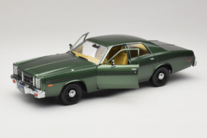 Dodge Monaco Žalias Hunter GreenLight 1:18 19045 Metalas - nuotrauka 2 iš 8