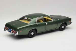 Dodge Monaco Žalias Hunter GreenLight 1:18 19045 Metalas - nuotrauka 3 iš 8