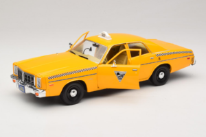 Dodge Monaco Taxi Rocky III GreenLight 1:18 19111 Metalas - nuotrauka 2 iš 8