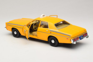 Dodge Monaco Taxi Rocky III GreenLight 1:18 19111 Metalas - nuotrauka 5 iš 8