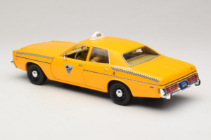 Dodge Monaco Taxi Rocky III GreenLight 1:18 19111 Metalas - nuotrauka 7 iš 8