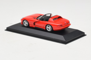 Dodge Viper RT/10 Kabrioletas Raudonas Minichamps 1:43 430144032 Metalas - nuotrauka 3 iš 4