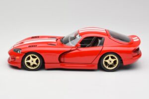 Dodge Viper GTS Raudonas Bburago 1:18 3075 Metalas - nuotrauka 4 iš 8
