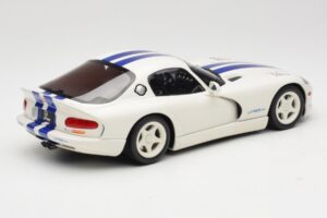 Dodge Viper GTS Stone White GT Spirit 1:18 GT940 Derva - nuotrauka 2 iš 6
