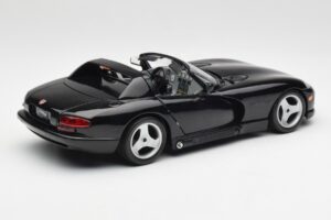 Dodge Viper RT/10 Juodas Bburago 1:18 3065 Metalas - nuotrauka 3 iš 8
