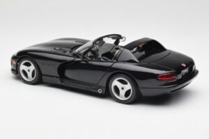 Dodge Viper RT/10 Juodas Bburago 1:18 3065 Metalas - nuotrauka 7 iš 8