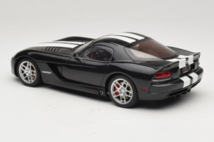 Dodge Viper SRT-10 Coupe Juodas AUTOart 1:18 71712 Metalas - nuotrauka 7 iš 8