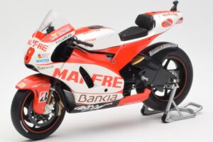 Ducati Desmosedici GP11 #8 H. Barbera Ducati MotoGP Team MotoGP 2011 Minichamps 1:12 123110008 Metalas - nuotrauka 2 iš 6