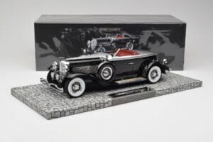 Duesenberg Model J Torpedo Disappearing Top Convertible Coupe Sidabrinis Juodas Minichamps 1:18 107150431 Derva - nuotrauka 6 iš 6
