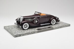 Duesenberg SJN Convertible Coupe Bordo Minichamps 1:18 107150331 Metalas