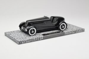 Edsel Ford Model 40 Special Speedster Pilkas Minichamps 1:18 107082080 Metalas