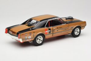 Oldsmobile 442 Hurst Hairy Olds Twin-Engine 4WD 1966 Highway 61 1:18 50089 Metalas - nuotrauka 3 iš 8