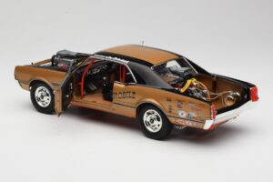 Oldsmobile 442 Hurst Hairy Olds Twin-Engine 4WD 1966 Highway 61 1:18 50089 Metalas - nuotrauka 5 iš 8