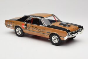 Oldsmobile 442 Hurst Hairy Olds Twin-Engine 4WD 1966 Highway 61 1:18 50089 Metalas - nuotrauka 6 iš 8