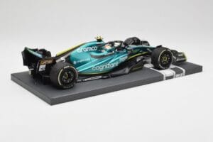 Aston Martin AMR22 Aramco #5 S. Vettel Abu Dhabi GP 2022 Last Race Collector's Edition Minichamps 1:18 117222205 Derva - nuotrauka 3 iš 7