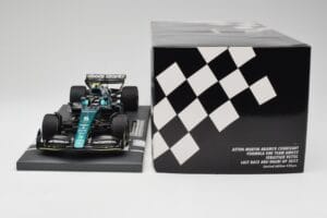 Aston Martin AMR22 Aramco #5 S. Vettel Abu Dhabi GP 2022 Last Race Collector's Edition Minichamps 1:18 117222205 Derva - nuotrauka 6 iš 7