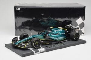 Aston Martin AMR22 Aramco #5 S. Vettel Abu Dhabi GP 2022 Last Race Collector's Edition Minichamps 1:18 117222205 Derva - nuotrauka 7 iš 7