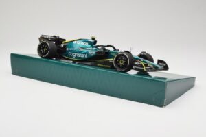 Aston Martin AMR22 #5 S. Vettel Last Race Abu Dhabi GP 2022 Minichamps 1:18 147222205 Derva - nuotrauka 4 iš 7