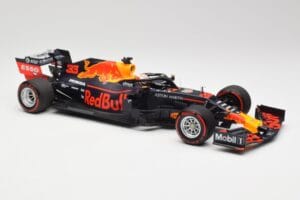 Aston Martin Red Bull Racing RB15 #33 M. Verstappen F1 2019 Minichamps 1:18 110190033 Metalas - nuotrauka 4 iš 7
