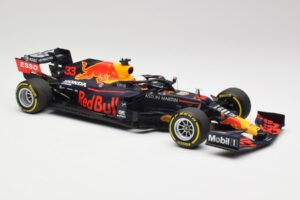 Aston Martin Red Bull Racing RB16 #33 M. Verstappen Abu Dhabi GP Winner 2020 Minichamps 1:18 110201733 Metalas - nuotrauka 4 iš 7