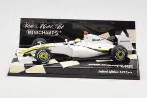 Brawn GP Mercedes BGP001 #22 J. Button Showcar 2009 Minichamps 1:43 Brawn GP Mercedes BGP001 #22 J. Button Showcar 2009 Minichamps 1:43 400090092 Metalas